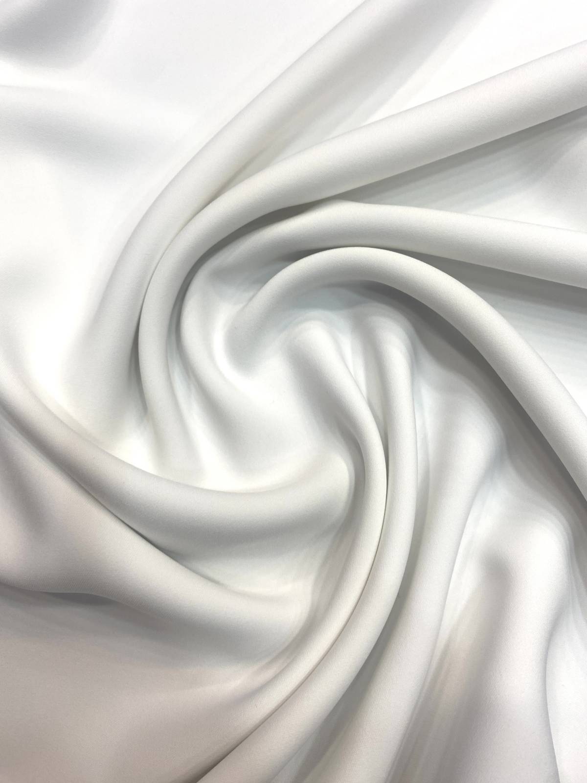 Törtfehér Cady anyag