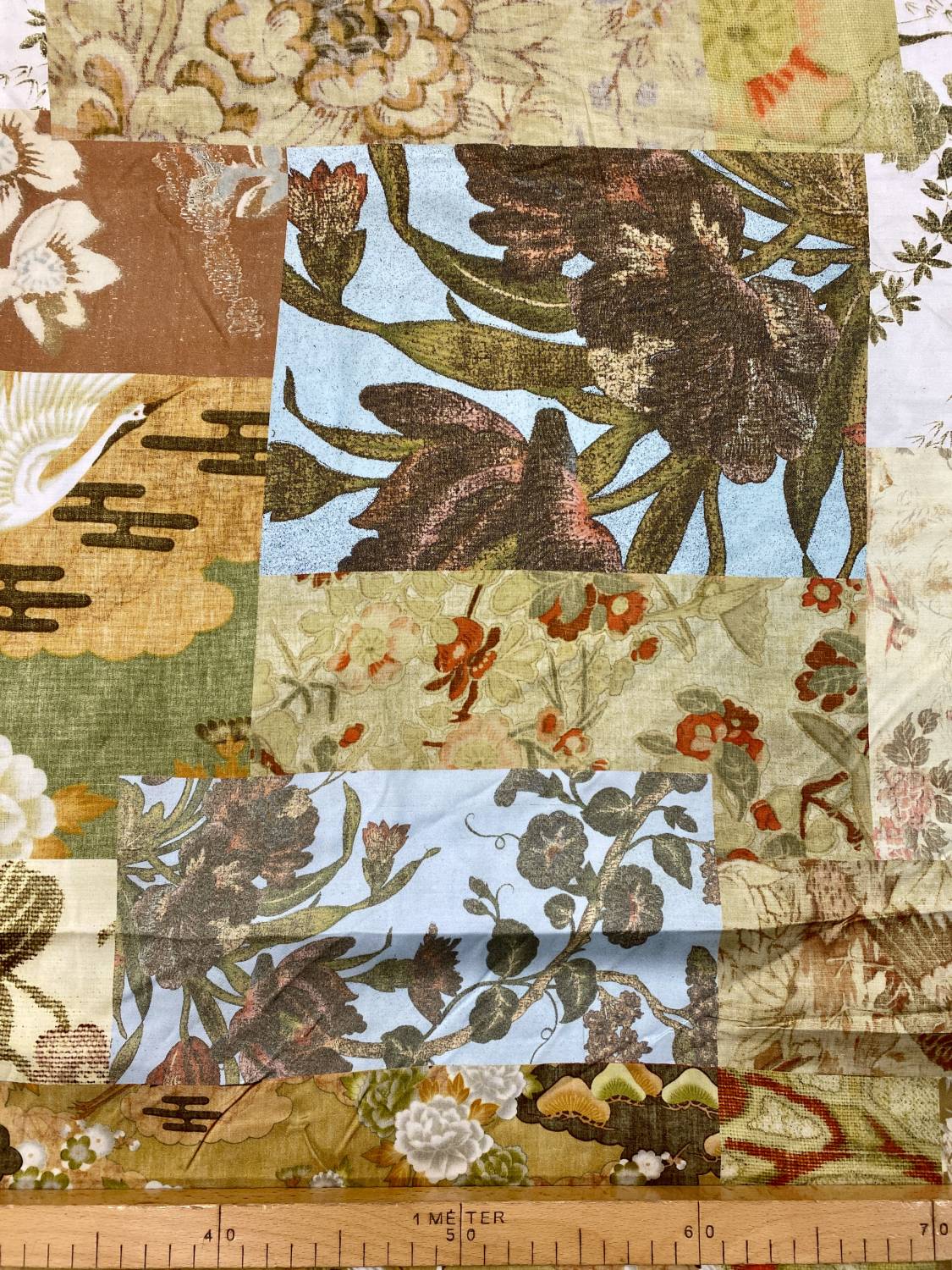 Vintage patchwork virágmintás viszkóz flokon