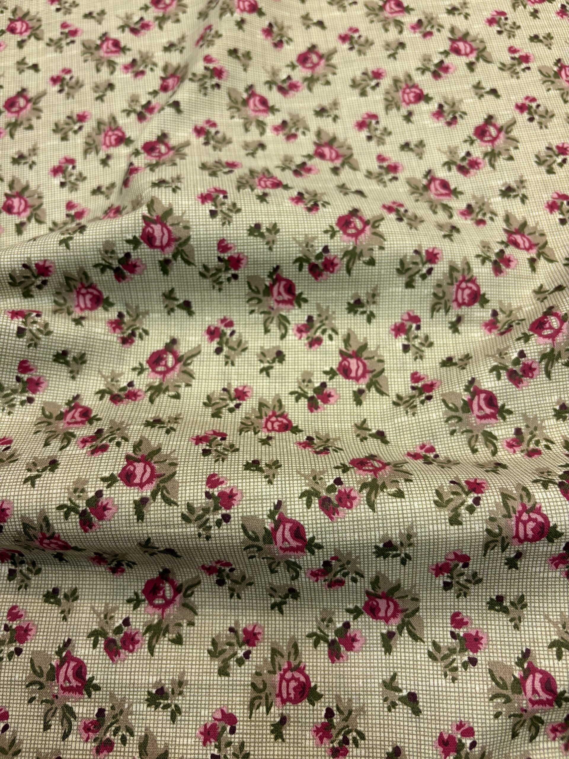 Apró angol rózsás pamut karton – romantikus textil