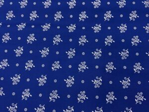 Indigókék apró virágos kékfestő pamut karton – népi mintás