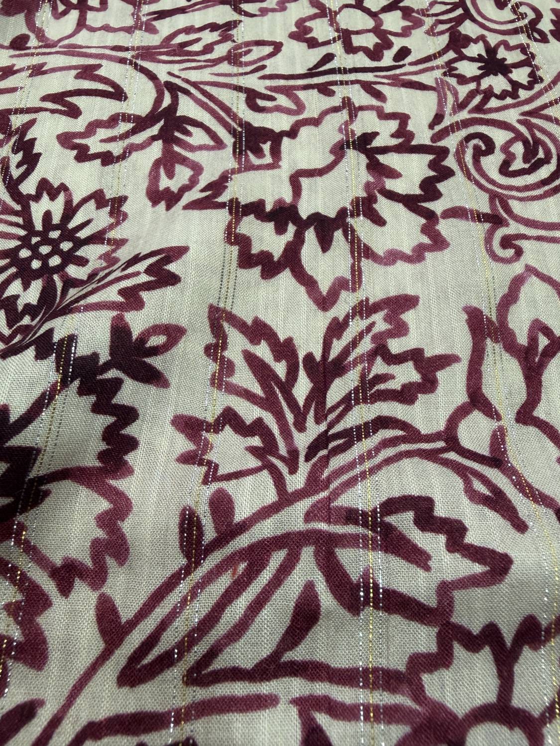 Olasz viszkóz flokon – bordó ornamentális virágminta