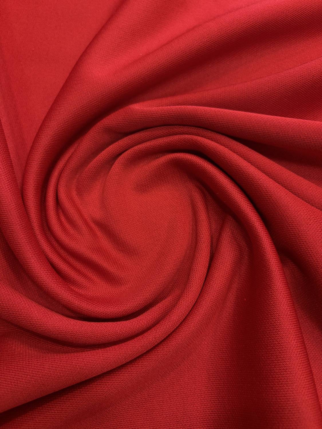 Elegáns piros viszkóz jersey – lágy esésű